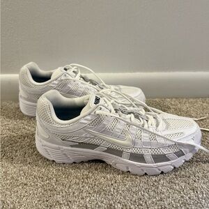 Nike Men’s P-6000 White and Metallic Sneakers